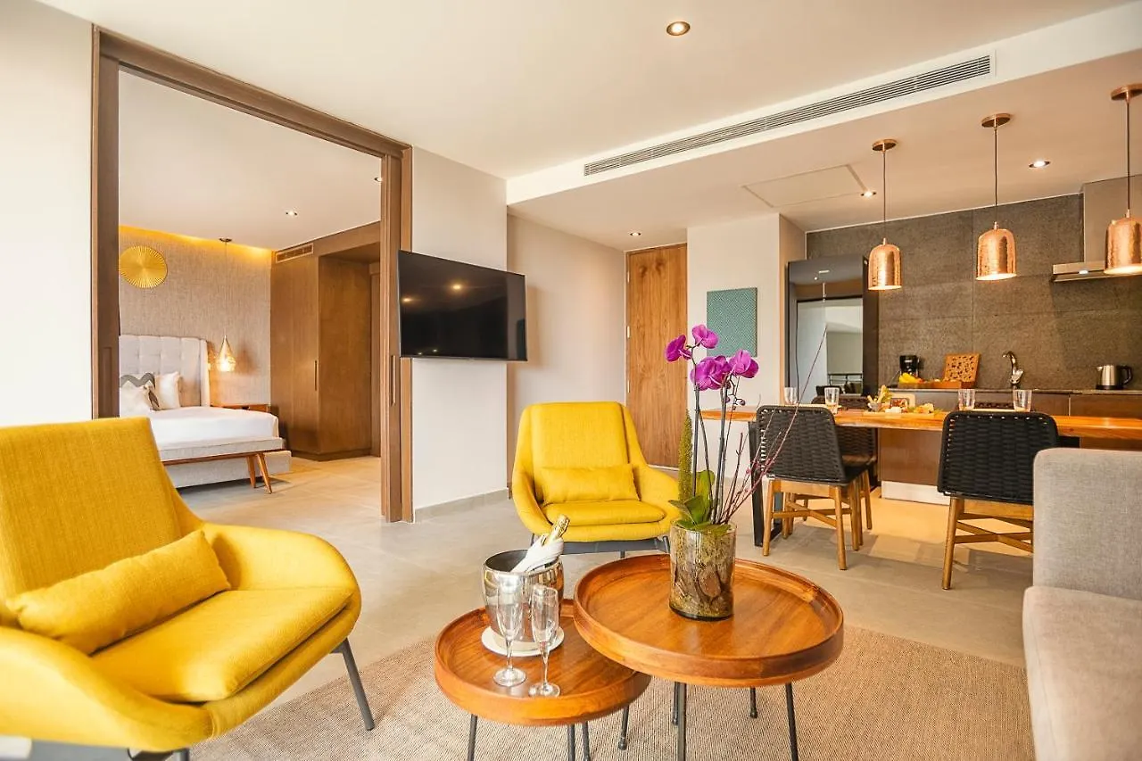 Hotel The Fives Oceanfront Puerto Morelos
