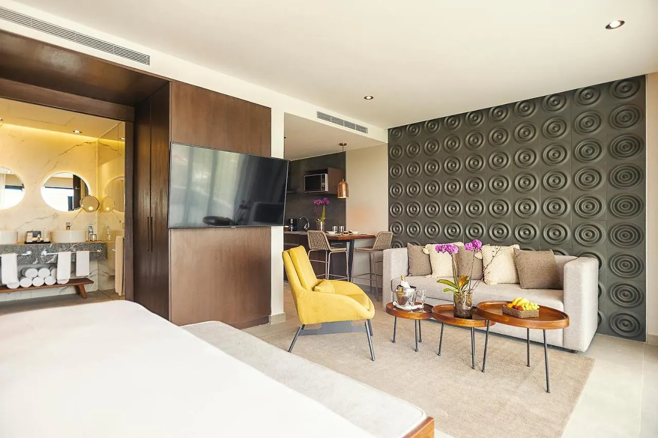 The Fives Oceanfront Hotel Puerto Morelos 5*,  Mexico