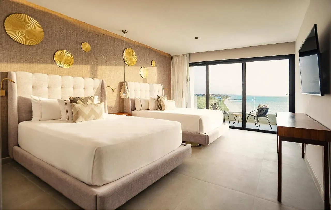Hotel The Fives Oceanfront Puerto Morelos