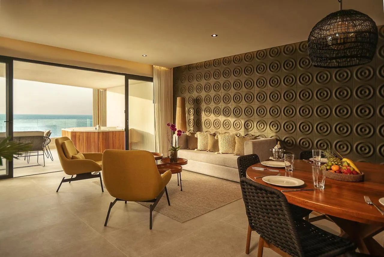 Hotel The Fives Oceanfront Puerto Morelos