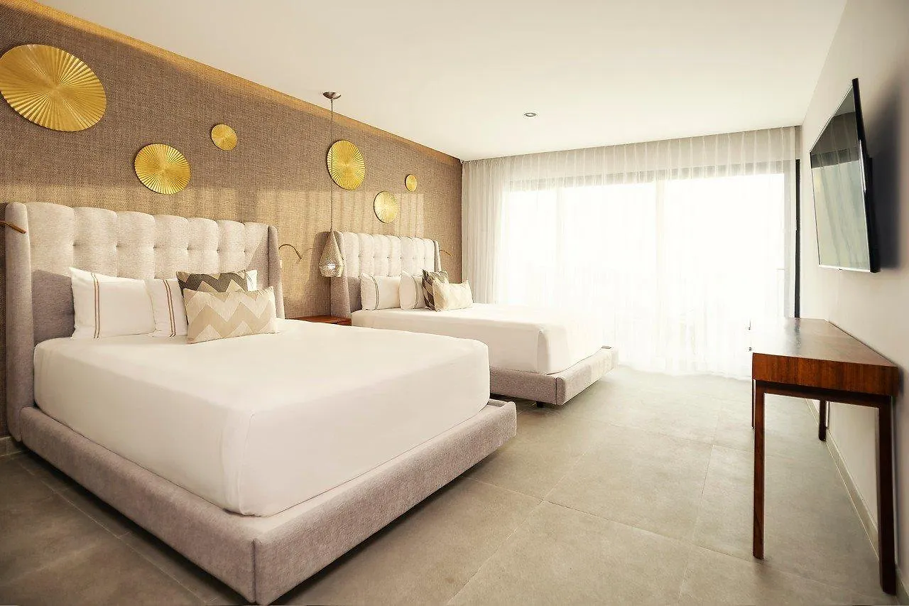 The Fives Oceanfront Hotel Puerto Morelos